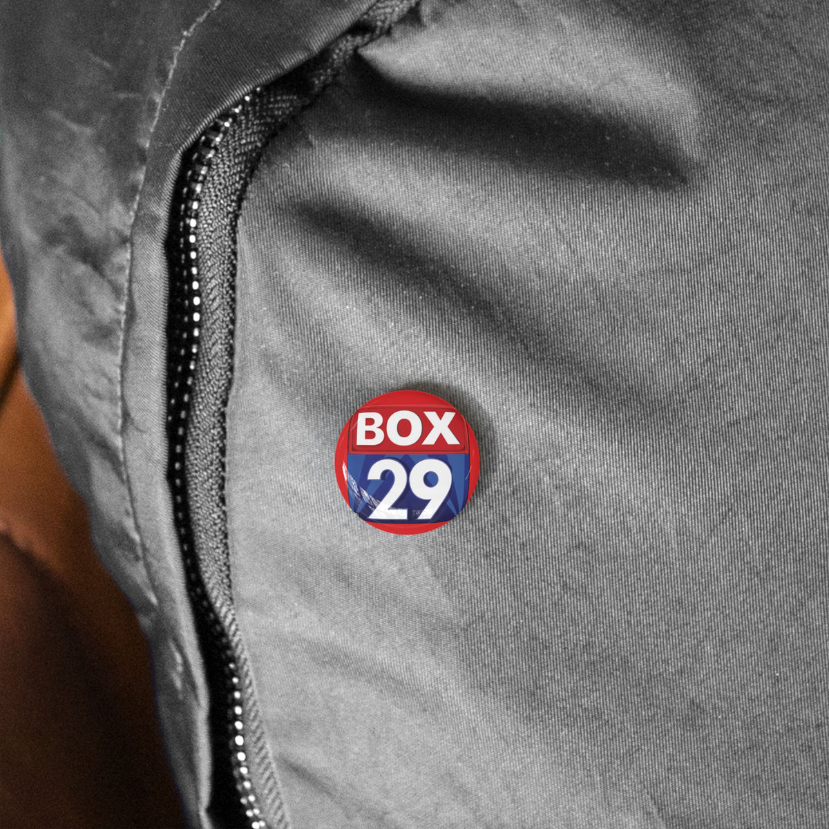 Box 29 Round Pin – Retro logo
